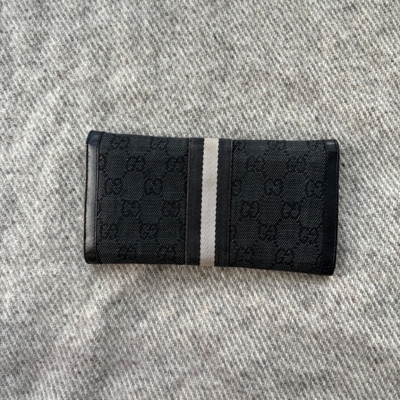 Gucci Wallet - Picture 2 of 8